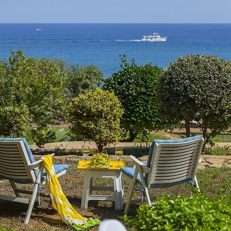 Protaras Beachfront Sirina Lina Suite Paralímni Kültér fotó